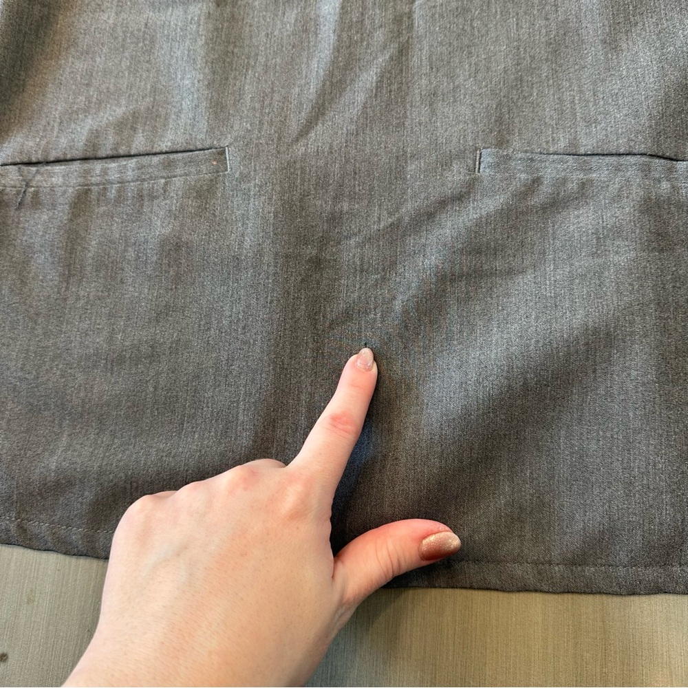 Figs Grey Graphite Casma 2 Pocket Scrub Top Size XS - Picture 4 of 7